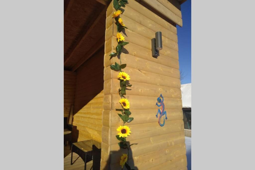 The Cottage - Hot Tub - Nr Glasgow - Self Check-In Coatbridge Exterior photo